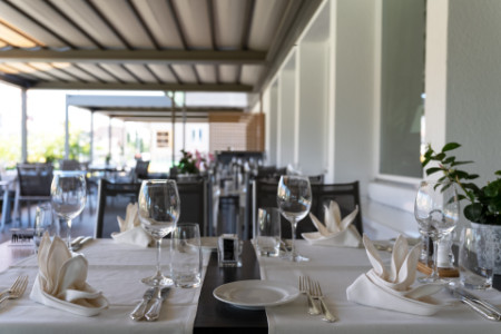 Terrasse im Kreuz Kappel Landgasthof und Hotel